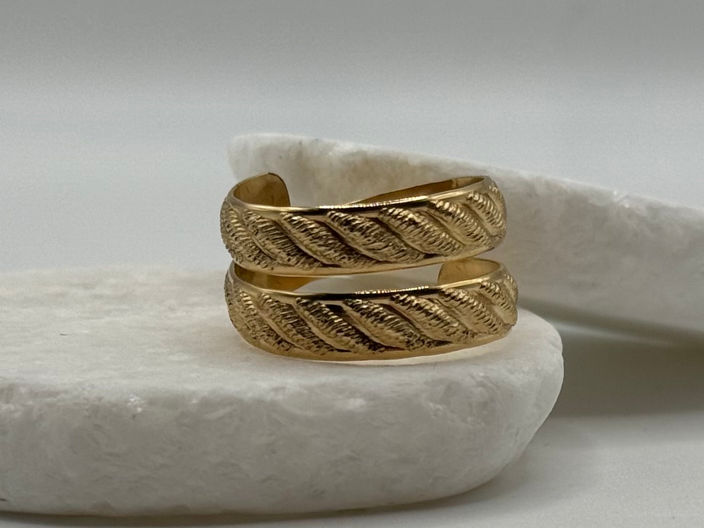 Gold Honey Comb Ring