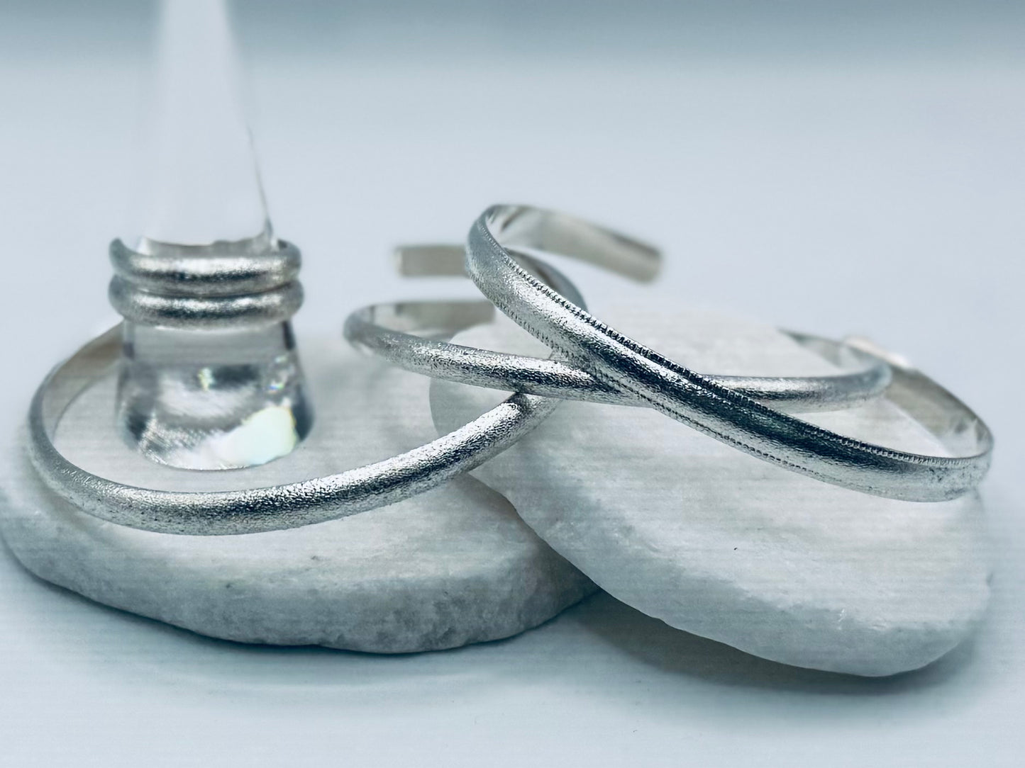 Silver Frosted Hay Ring