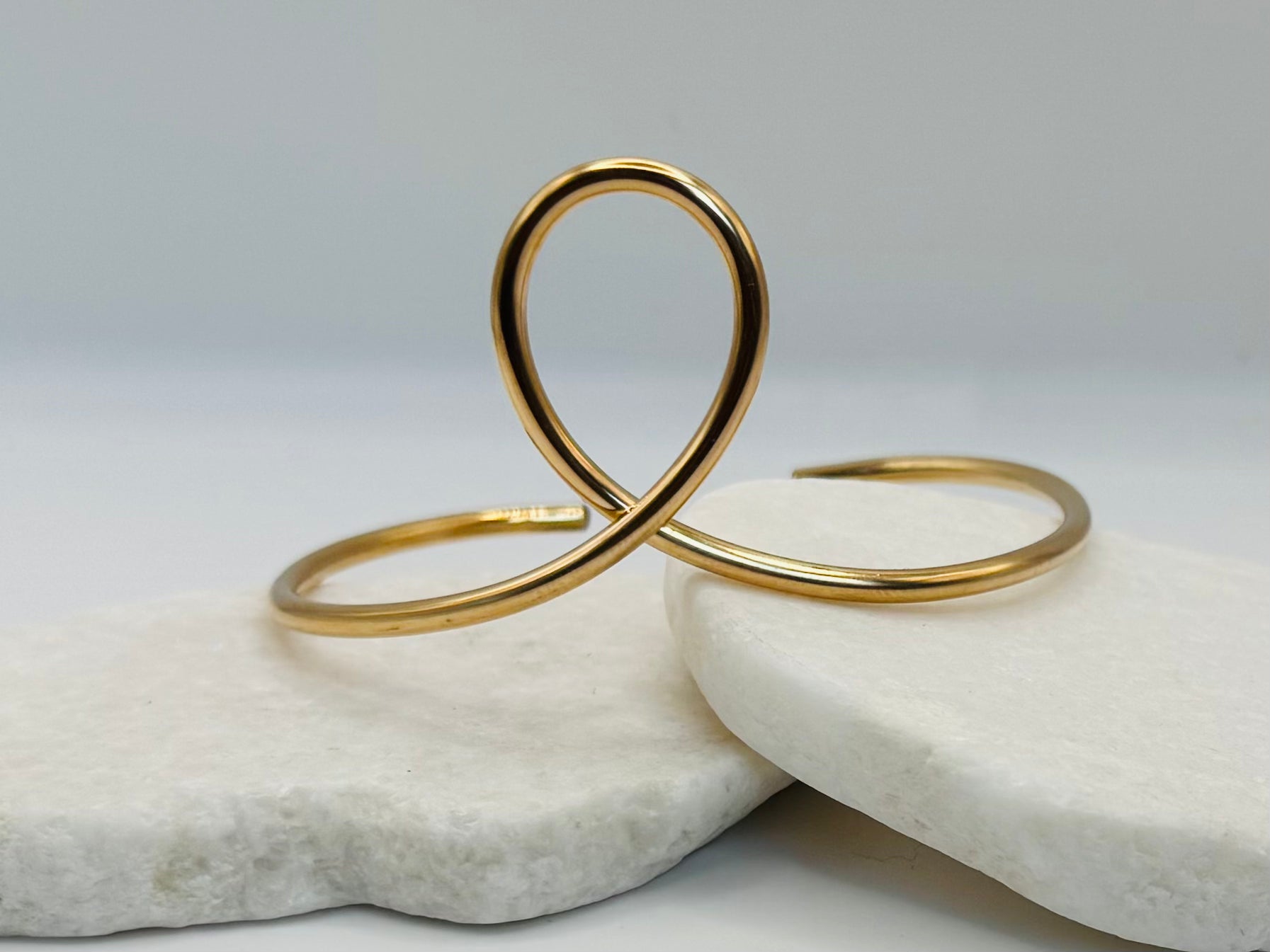 Gold Loopy – KH Designs